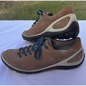 Ecco Biom Womens Golf Shoes 40 sz 9 Taupe Nubuck Hydromax Waterproof Spikeless